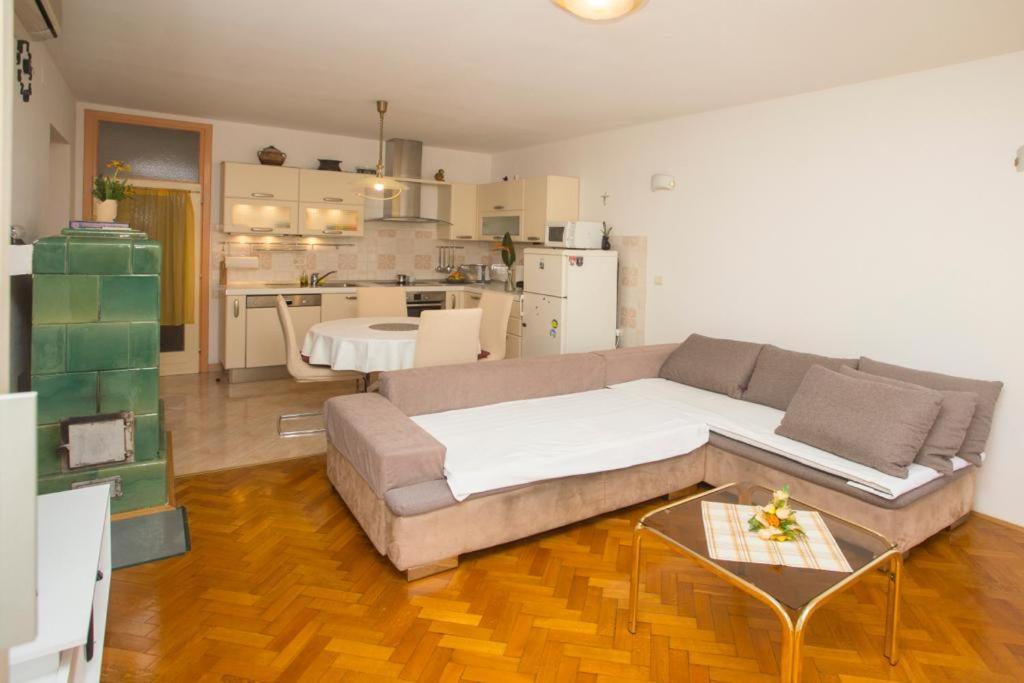 Apartments Orsula Split Extérieur photo