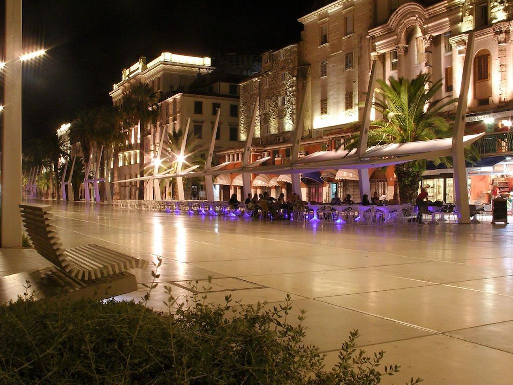 Apartments Orsula Split Extérieur photo