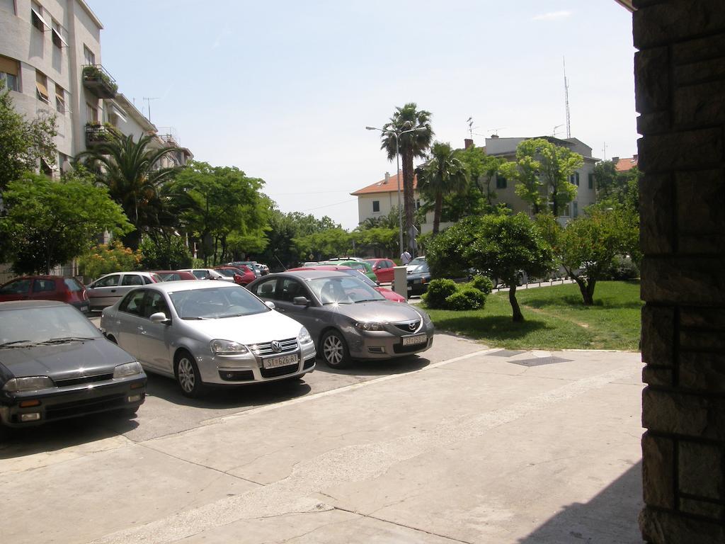 Apartments Orsula Split Extérieur photo